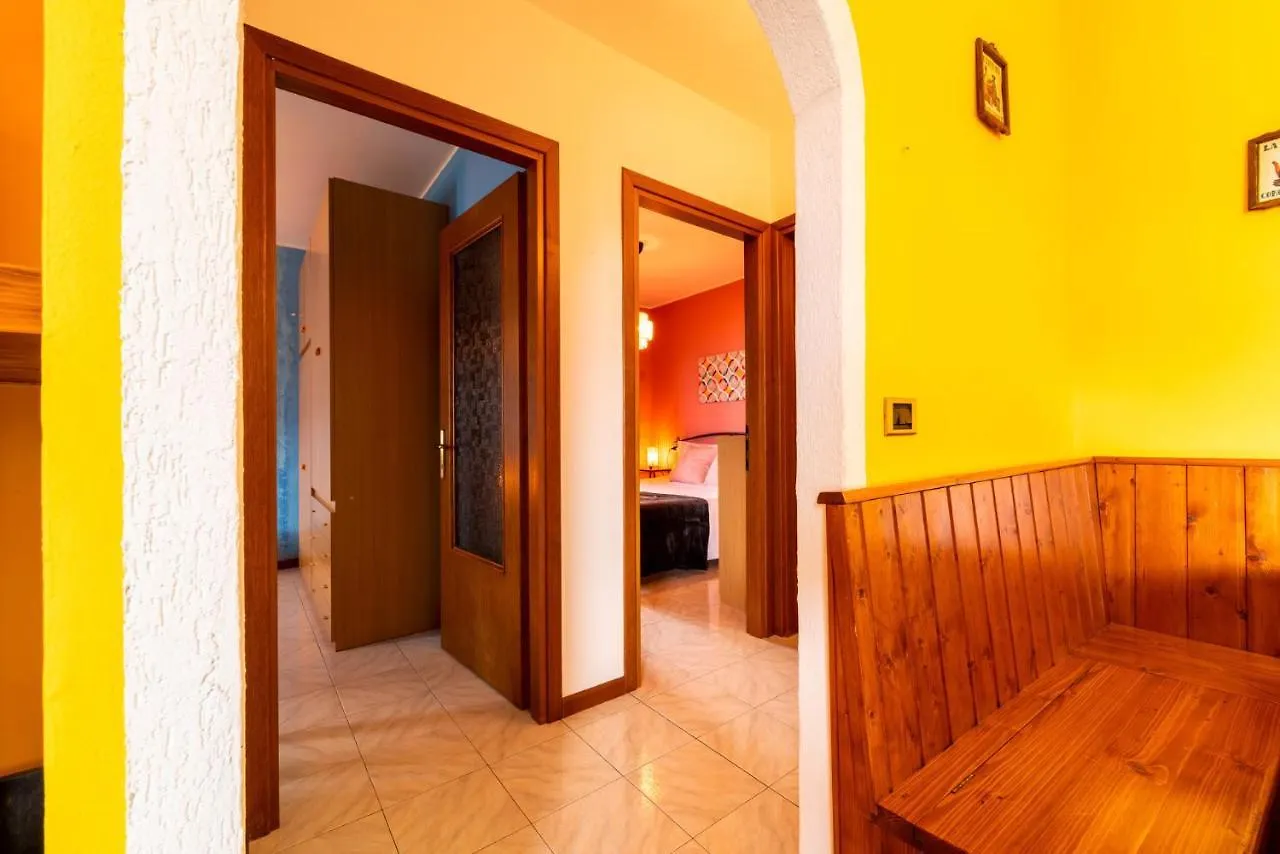 Apartment Un Balcone Sul Lago By Wonderful Italy Montemezzo