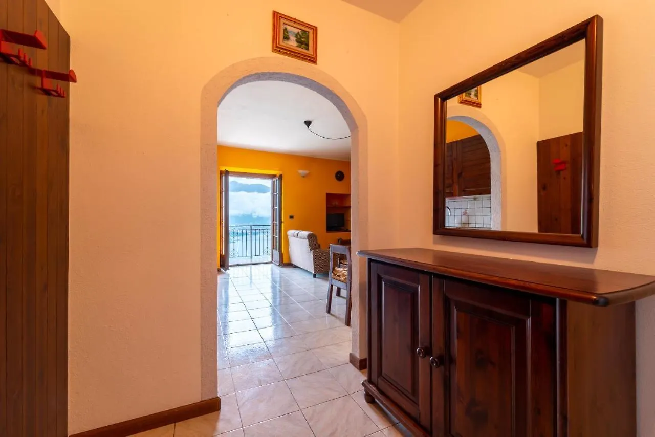 Un Balcone Sul Lago By Wonderful Italy Montemezzo